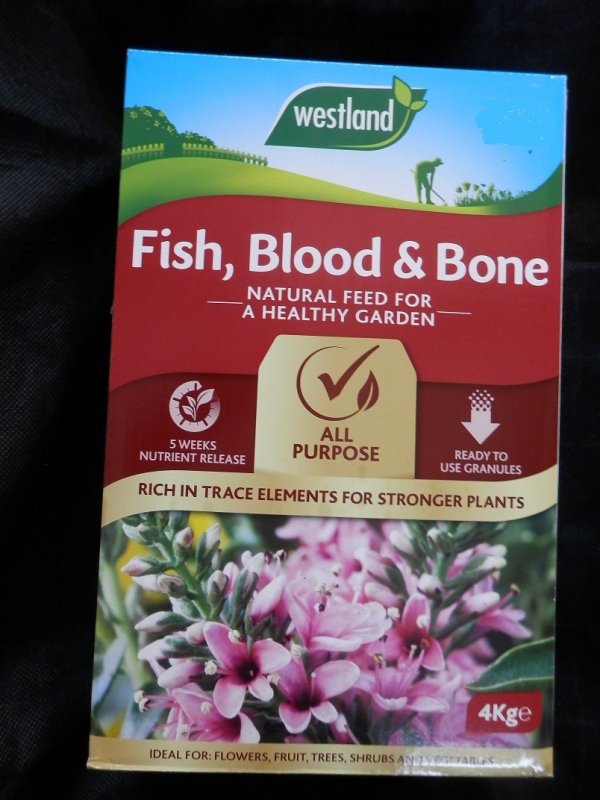 Fish blood and bone fertiliser